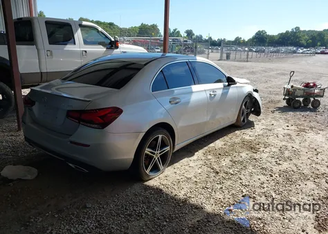 2021 Mercedes-Benz A 220 4Matic из США, поврежденный, VIN W1K3G4FB2MJ312674